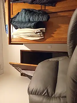 Brucekind online show from February 20, 7:48 pm