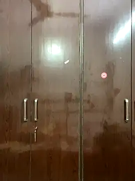 John desihunk online show from December 4, 6:06 pm