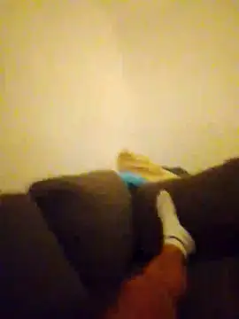 Niceblueeyes081288 online show from July 18, 2:29 am