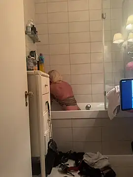 francaFerrariRoma online show from February 4, 4:18 am