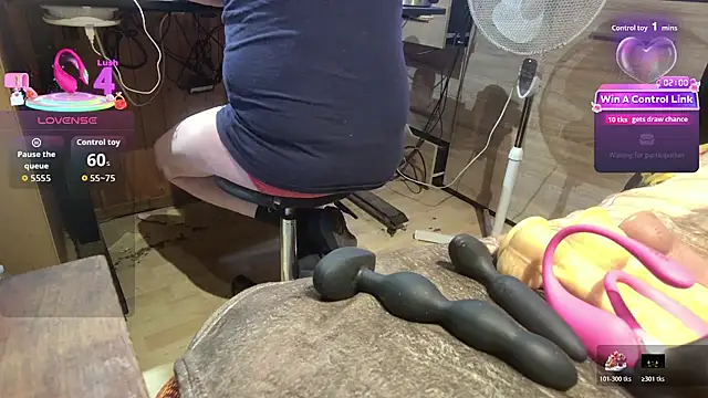 misteryman1956 online show from July 18, 1:27 pm