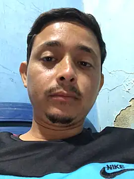 isacalejandroo online show from December 7, 12:31 am