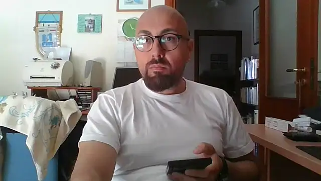 darione 90 online show from May 18, 9:15 am