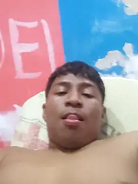 Tu papi 69  online show from October 12, 4:39 am