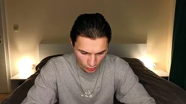 denlover1 online show from April 10, 6:15 pm