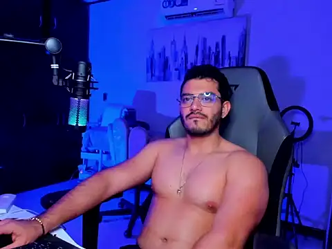 BrunoD31 online show from March 30, 3:40 am