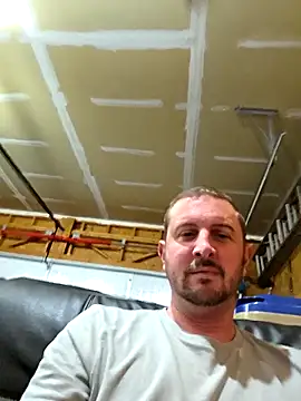 MrMechanic38 online show from March 7, 9:56 pm