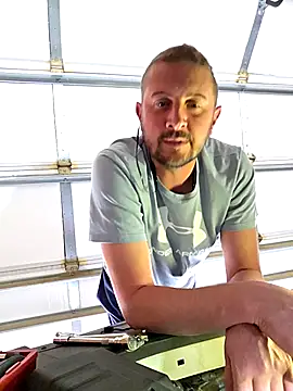 MrMechanic38 online show from March 31, 11:39 pm