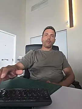Lucas   81 online show from July 22, 6:00 pm