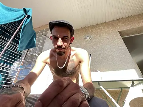 Rebeu313 online show from April 8, 3:54 pm