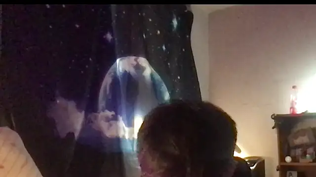 ex199212 online show from March 6, 5:14 am