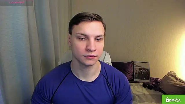 handsome guy01 online show from April 8, 11:13 pm