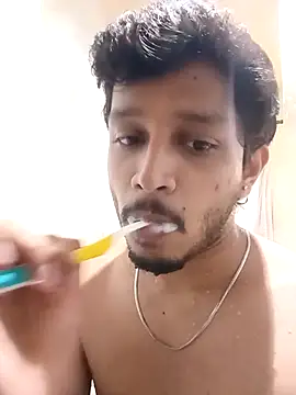 skinnyyyyyyyyy online show from July 8, 4:27 am