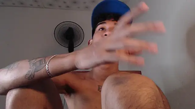 hares mds online show from April 16, 8:09 pm