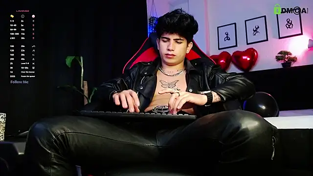 LyleBennett  online show from March 31, 12:40 pm