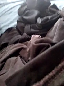 ezepitudo1 online show from January 17, 7:09 pm