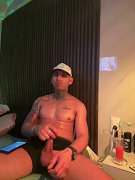 Alexandrei online show from April 15, 2:17 pm