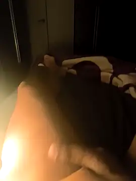 mirrowhot online show from April 16, 11:07 pm