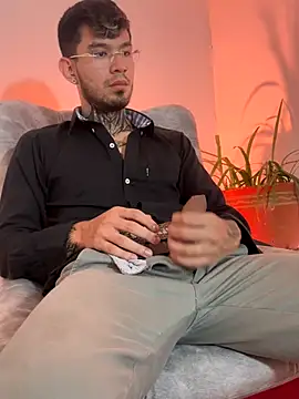 Anthony-Martin online show from November 7, 2:42 pm