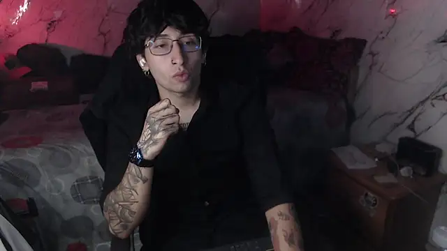 Dereck Dickson online show from April 18, 4:25 am