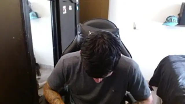 kv   xxx  online show from February 9, 8:24 pm