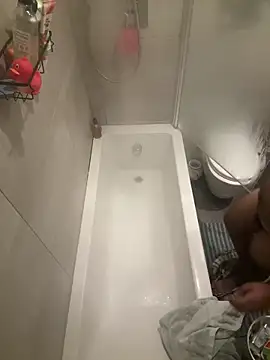 hornydesib69 online show from December 11, 2:06 pm