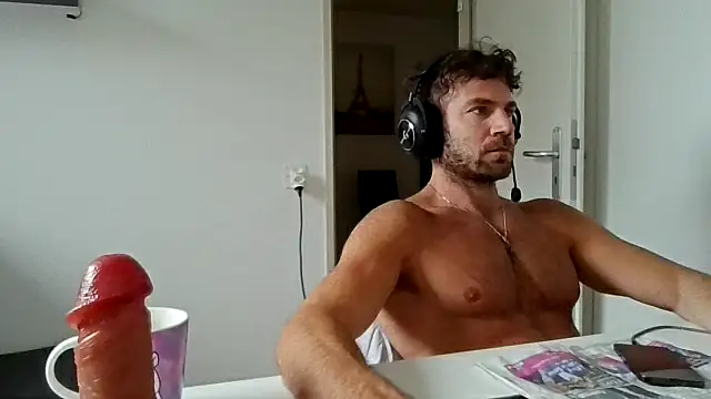alpha-hunk online show from May 14, 9:18 am