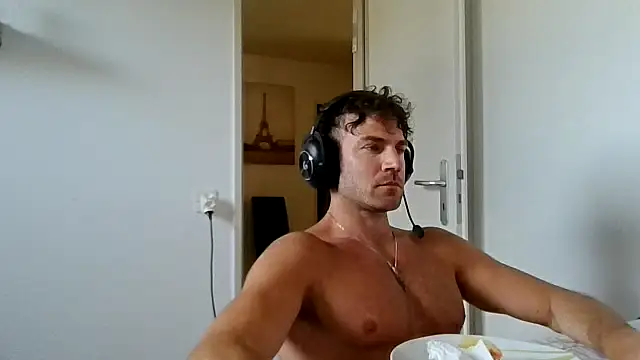 alpha-hunk online show from April 27, 2:24 pm