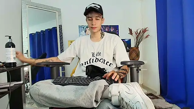 Zacktk7 online show from March 20, 7:46 pm