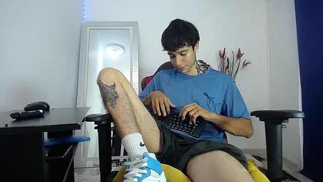 Zacktk7 online show from February 6, 8:02 pm