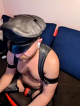 daniwolfete online show from March 26, 12:15 am