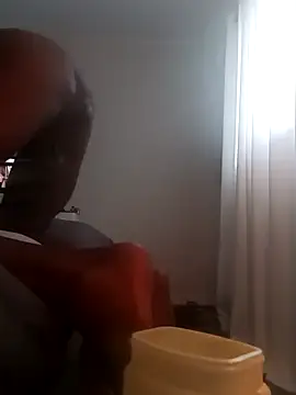 Melaneighted online show from April 9, 7:09 pm