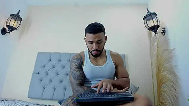 bruno miller  online show from May 25, 9:32 pm