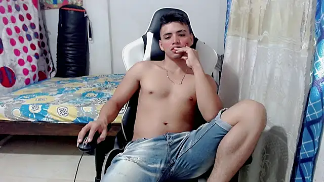 danilo302209 online show from January 14, 6:07 pm