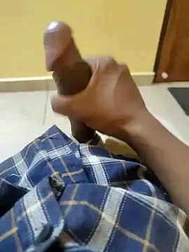 raamcxy online show from February 25, 6:25 am