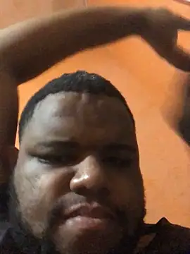 Robertysafado online show from April 18, 4:03 am