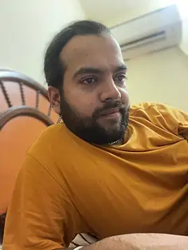 Arsh Loves Luv online show from December 31, 10:04 am