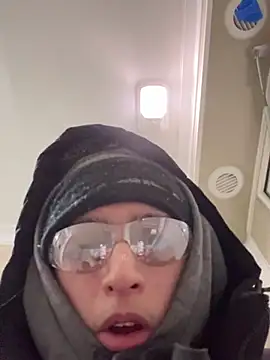 qbaby96 online show from February 25, 9:31 am