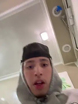 qbaby96 online show from March 4, 5:53 am