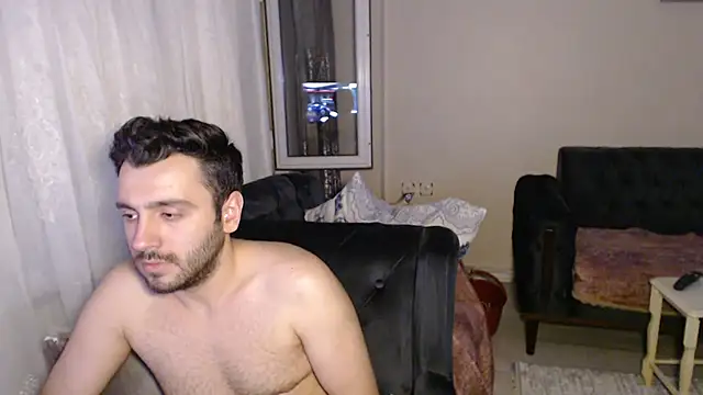 handsomeee04 online show from June 2, 9:16 pm