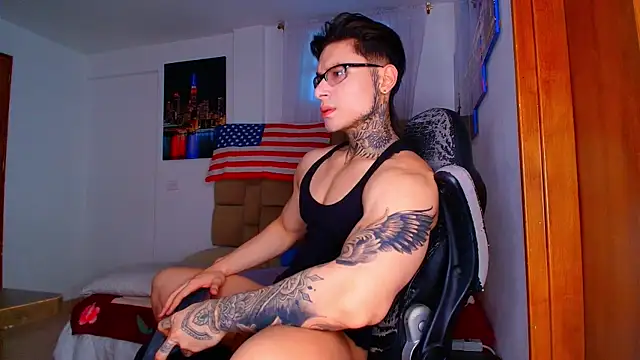DennisWalkerr online show from July 21, 11:07 pm