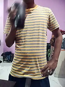 PLAYBOYYRAAJ online show from November 28, 2:19 pm