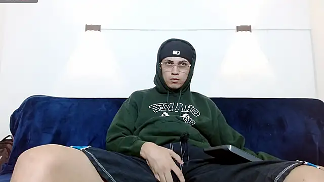 Br4ndxpimm online show from October 24, 8:10 pm