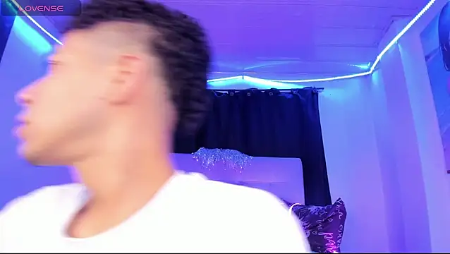 Ethan Boyy online show from May 28, 5:44 pm
