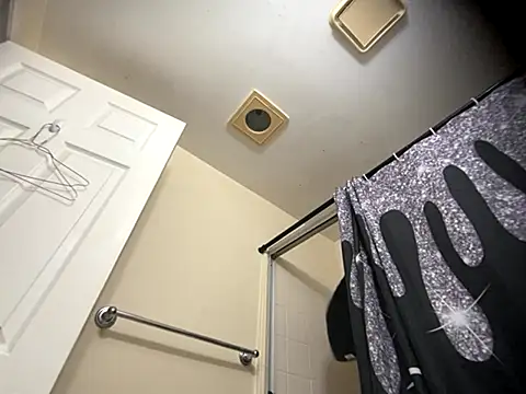 hornycouple818 online show from November 7, 8:28 am