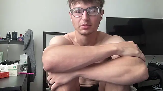ryan 28747 online show from May 28, 7:01 pm