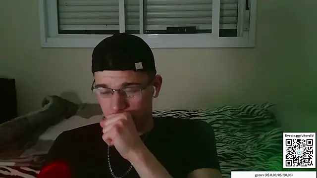 vitorsafado19 online show from November 1, 4:05 am