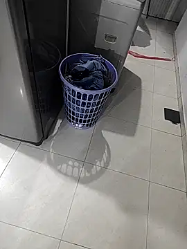 womenandman online show from September 24, 12:10 am