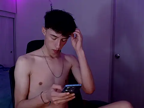 Juanmres online show from March 7, 7:33 pm