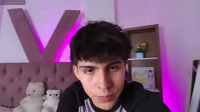 PepperTwink online show from April 13, 3:56 pm